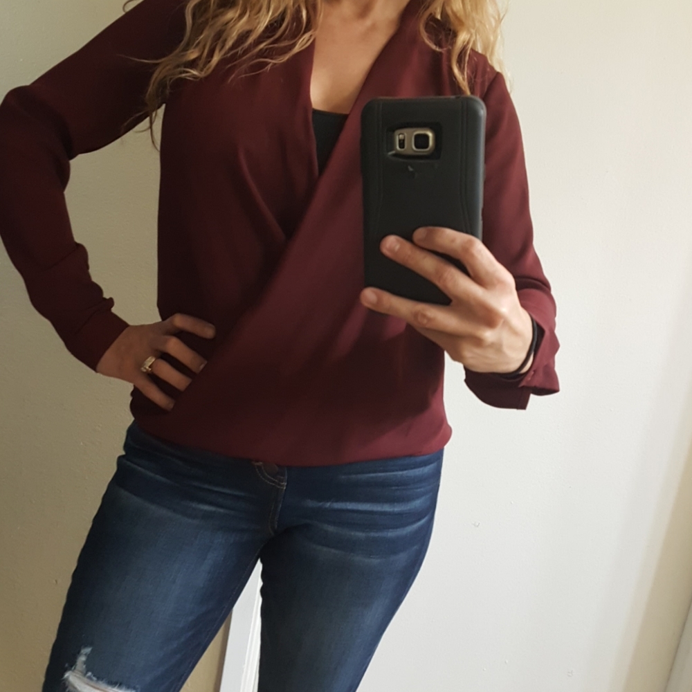 Women's long sleeve top